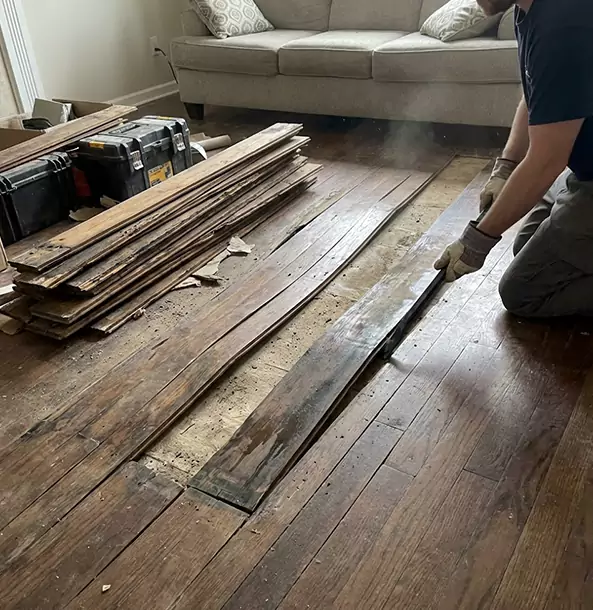 Why Tate Homeowners Choose Tate Restoration Pro for Water Damage Floor Repair?